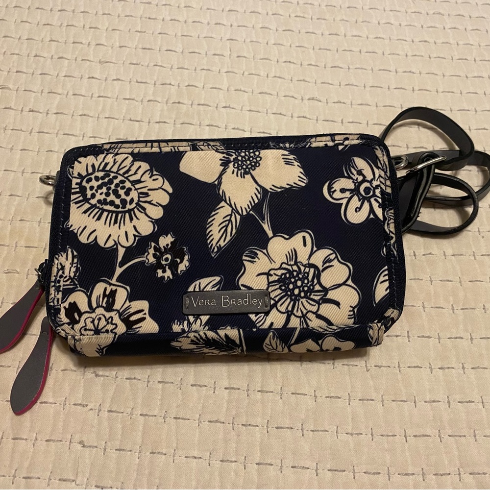 Vera Bradley crossbody wallet purse in Midnight Floral